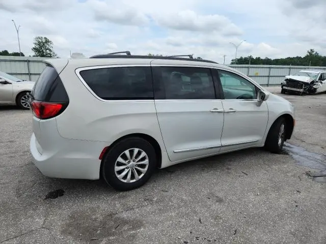 2017 CHRYSLER PACIFICA TOURING L  