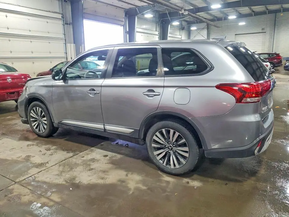 2020 MITSUBISHI OUTLANDER SE  