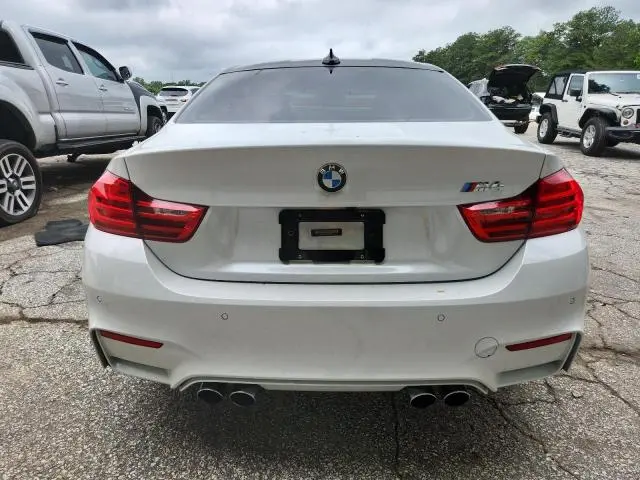 2015 BMW M4   