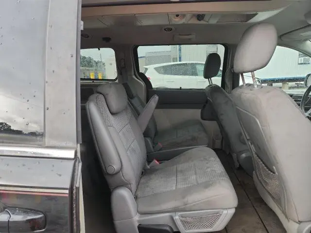 2010 CHRYSLER TOWN & COUNTRY TOURING  