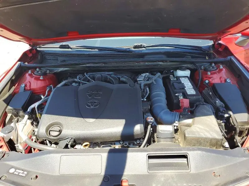 2023 TOYOTA CAMRY XLE  