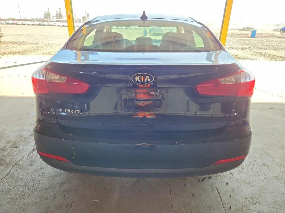 2015 KIA FORTE LX  