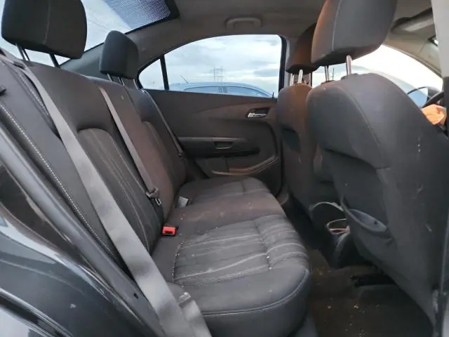 2016 CHEVROLET SONIC LT  