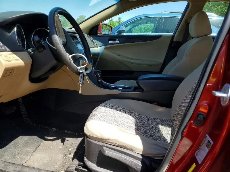 2013 HYUNDAI SONATA GLS  