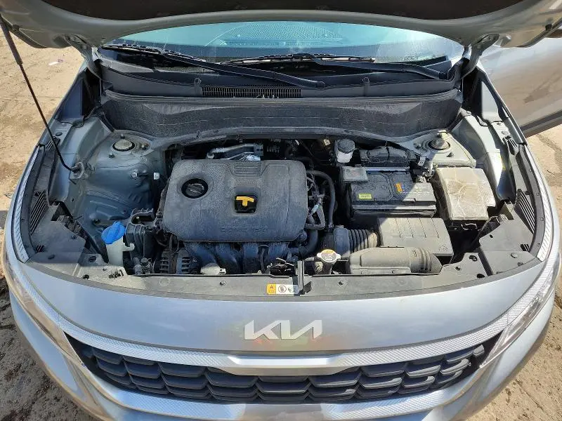 2023 KIA SELTOS LX  
