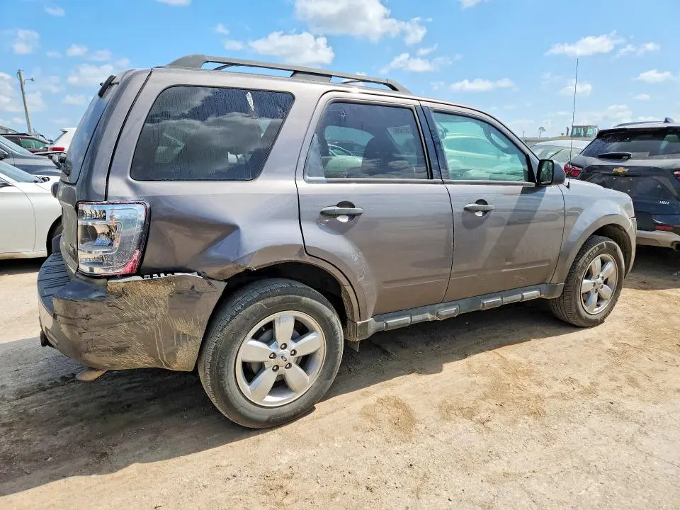 2012 FORD ESCAPE XLT  