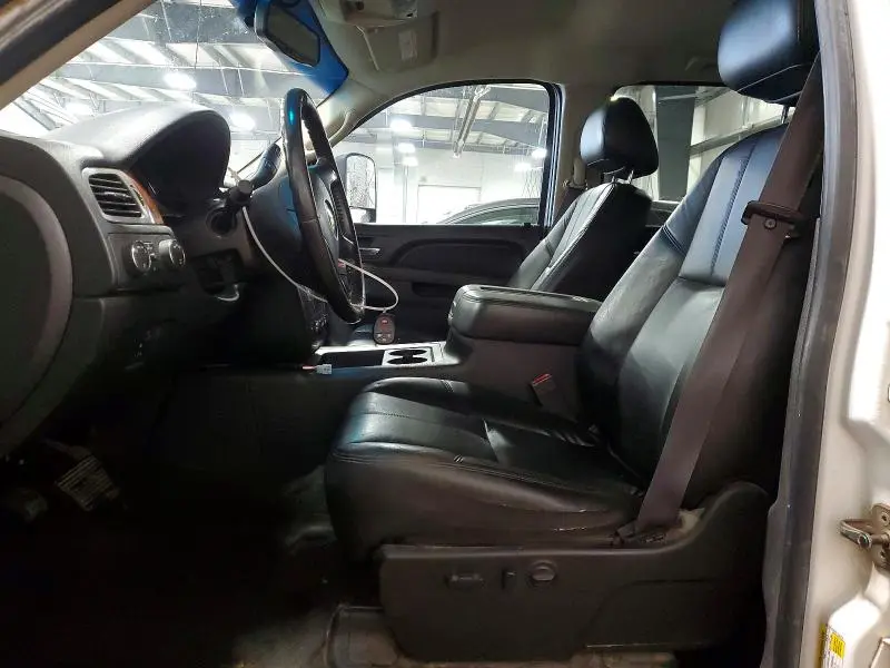 2011 CHEVROLET SILVERADO K2500 HEAVY DUTY LTZ  