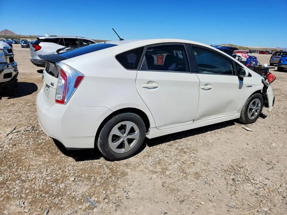 2012 TOYOTA PRIUS TWO  
