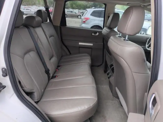 2011 MITSUBISHI ENDEAVOR SE  