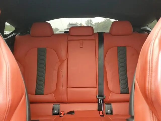 2020 BMW X6 M  