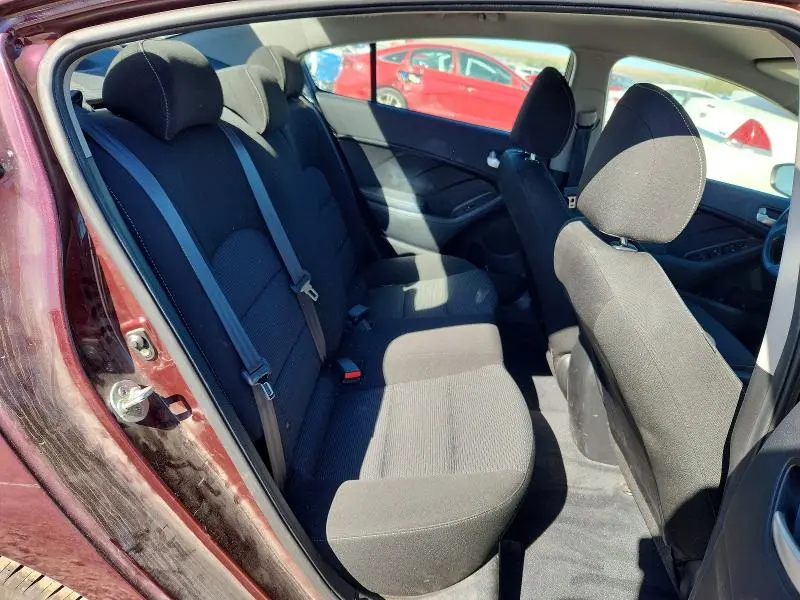 2018 KIA FORTE LX  