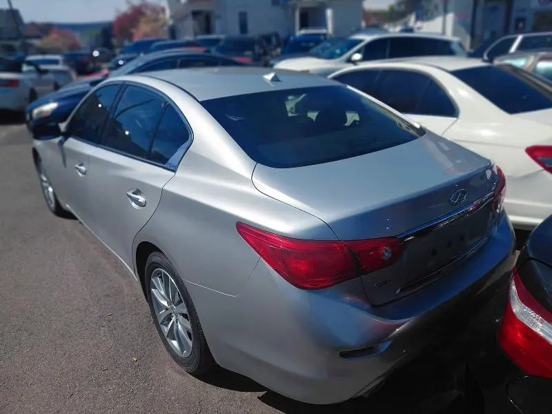 2015 INFINITI Q50 BASE  