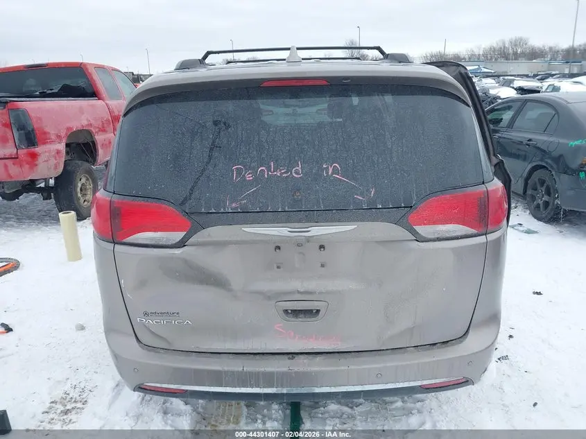 2017 CHRYSLER PACIFICA TOURING-L