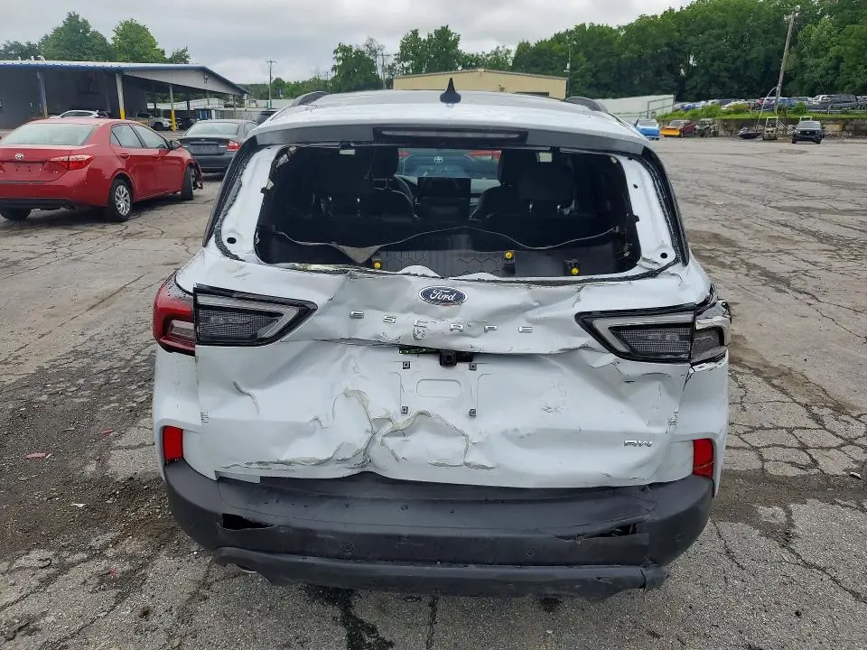 2026 FORD ESCAPE ST LINE  