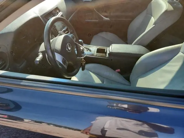 2011 LEXUS IS 250  