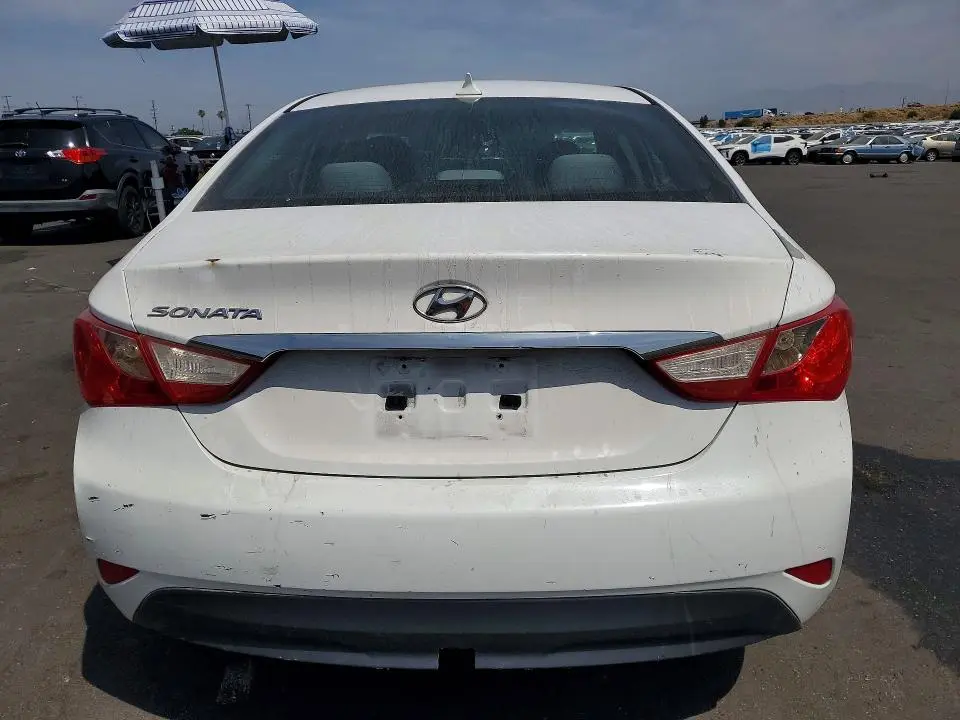2014 HYUNDAI SONATA GLS  