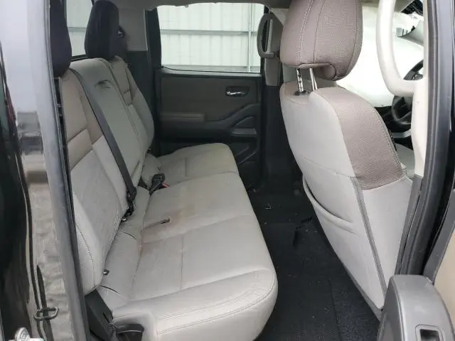 2022 NISSAN FRONTIER S