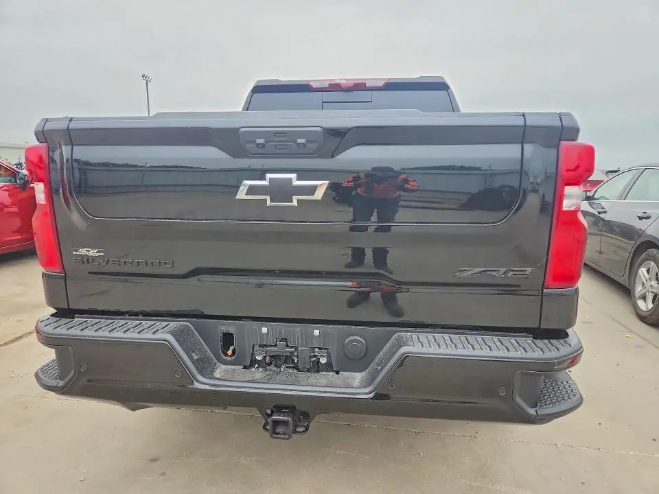 2026 CHEVROLET SILVERADO K1500 ZR2  
