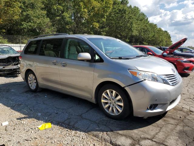 2011 TOYOTA SIENNA XLE