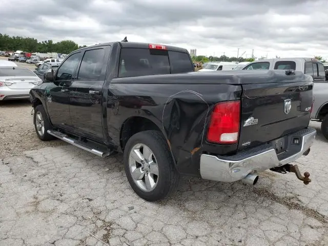 2016 RAM 1500 SLT  
