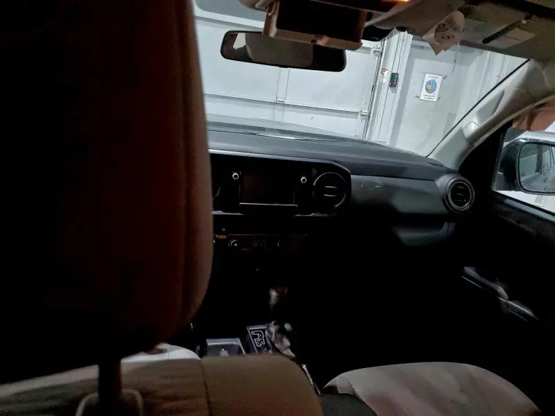 2018 TOYOTA TACOMA SR  