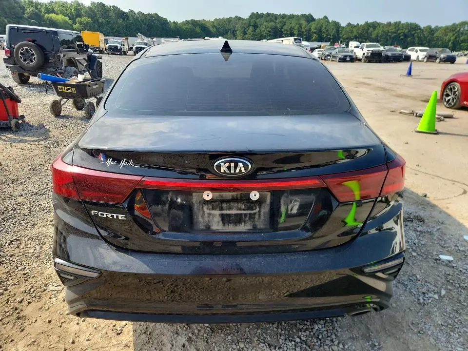 2020 KIA FORTE LXS  