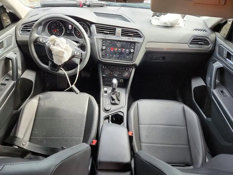 2020 VOLKSWAGEN TIGUAN SE  