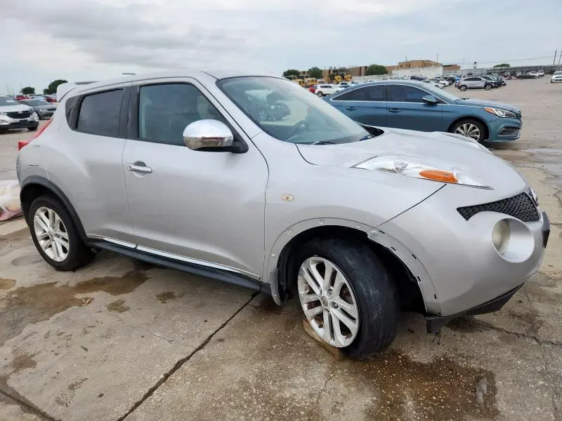 2013 NISSAN JUKE S  