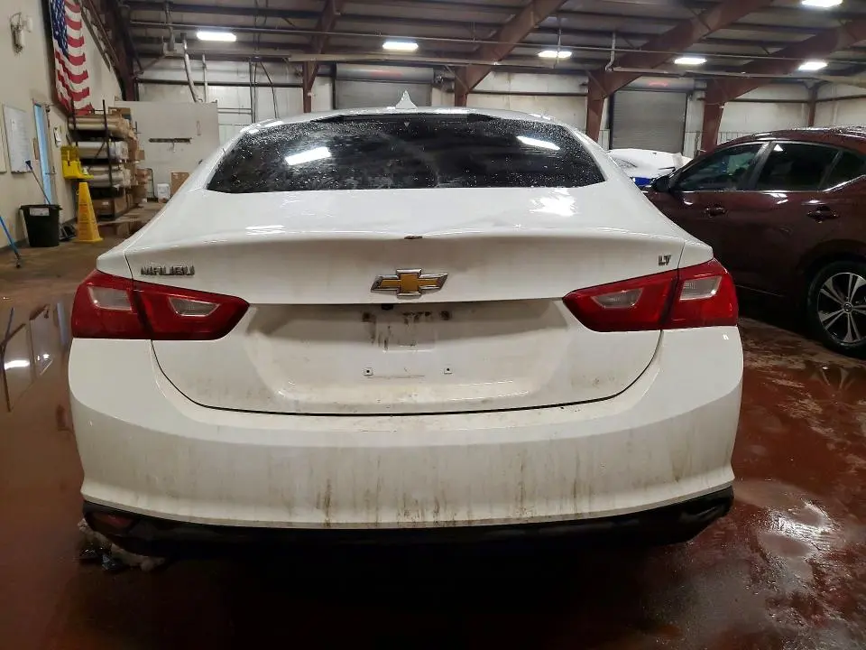 2017 CHEVROLET MALIBU LT  