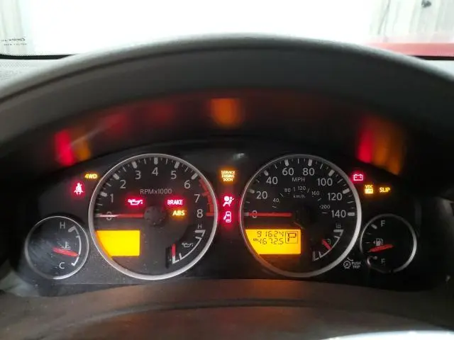 2010 NISSAN PATHFINDER S  