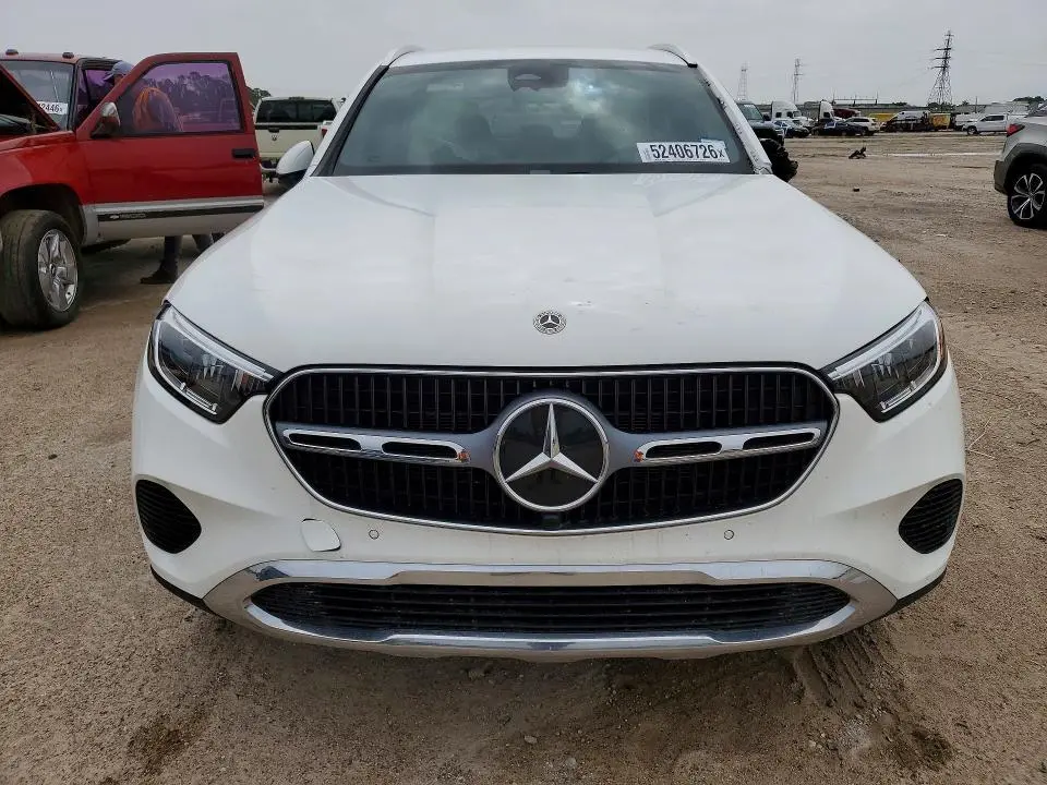 2023 MERCEDES-BENZ GLC   