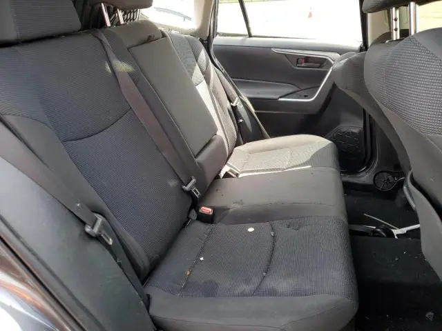 2022 TOYOTA RAV4 LE  