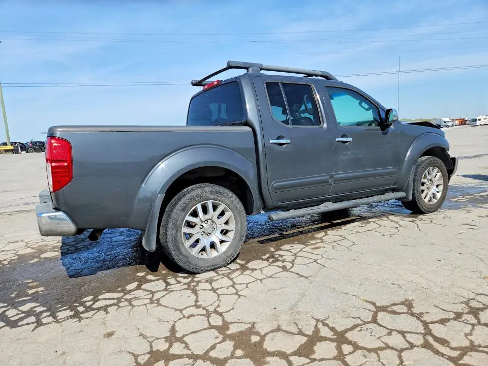 2012 NISSAN FRONTIER S  