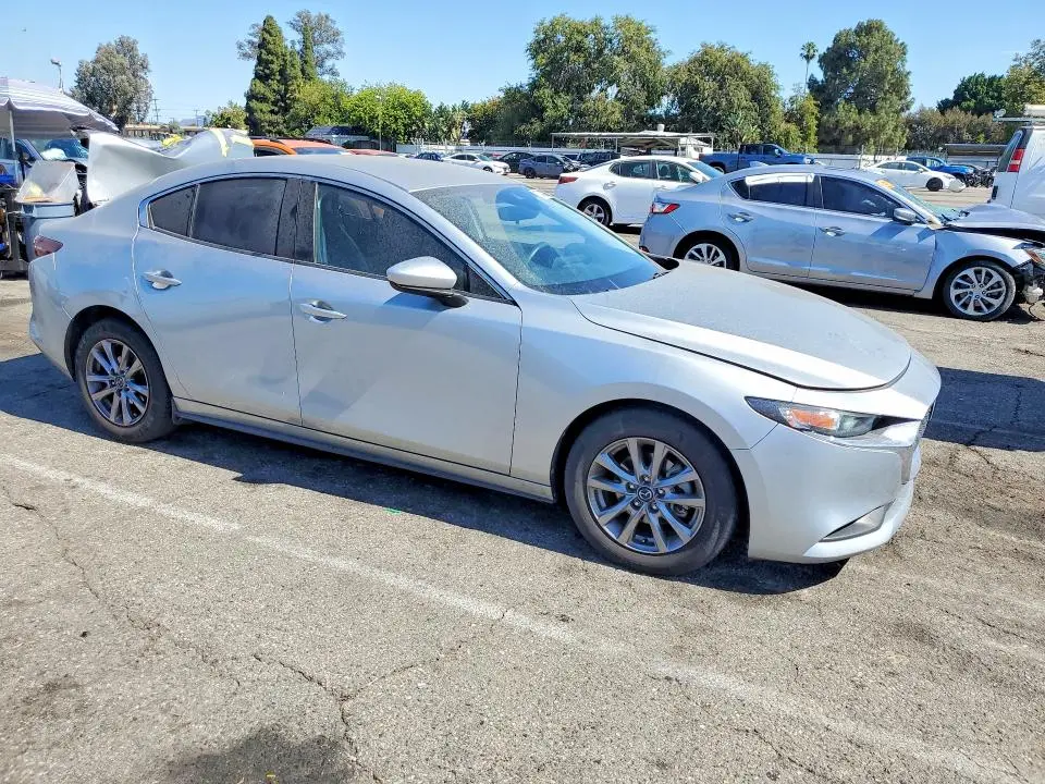 2020 MAZDA 3   