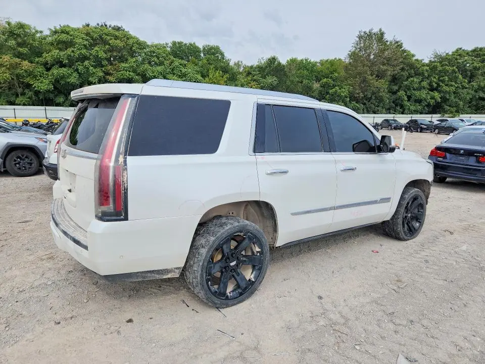 2018 CADILLAC ESCALADE LUXURY  