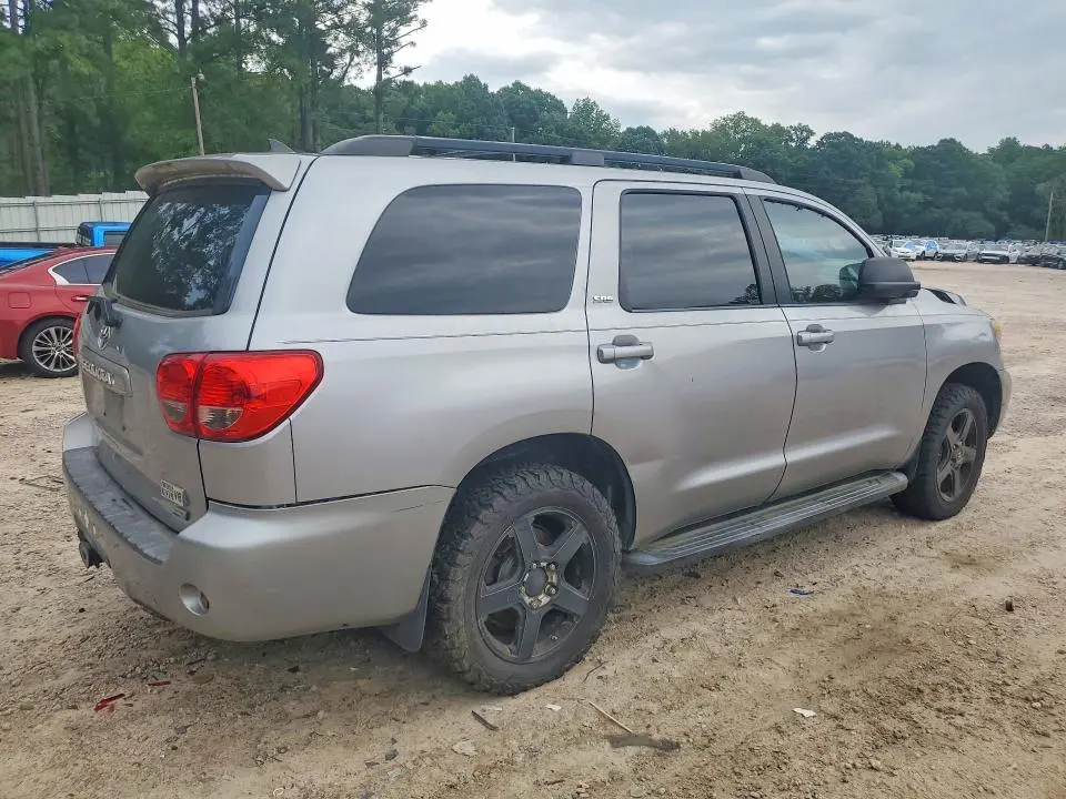 2012 TOYOTA SEQUOIA SR5  