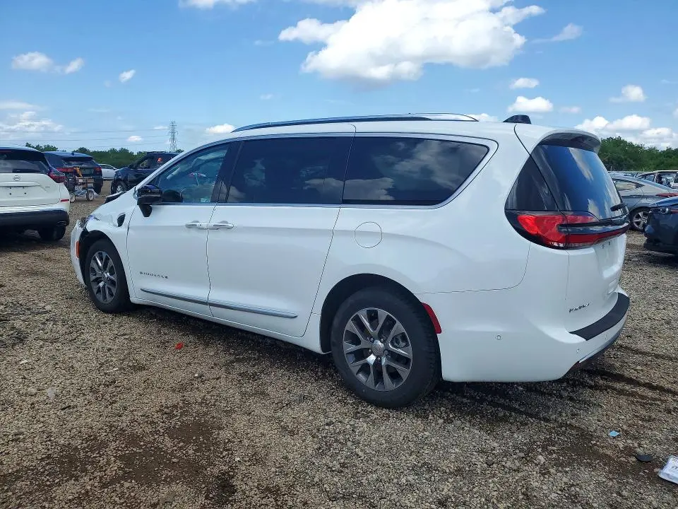2023 CHRYSLER PACIFICA HYBRID PINNACLE  