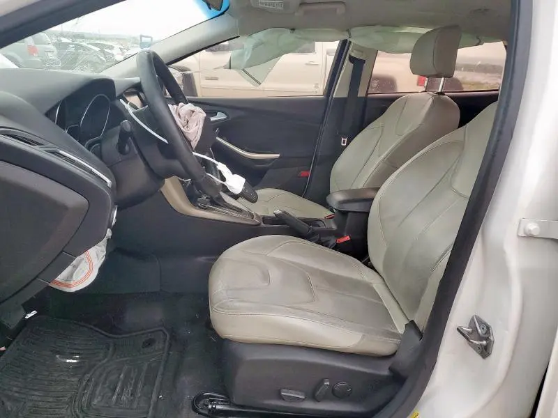 2015 FORD FOCUS TITANIUM  