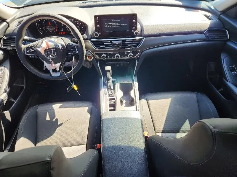 2022 HONDA ACCORD LX  
