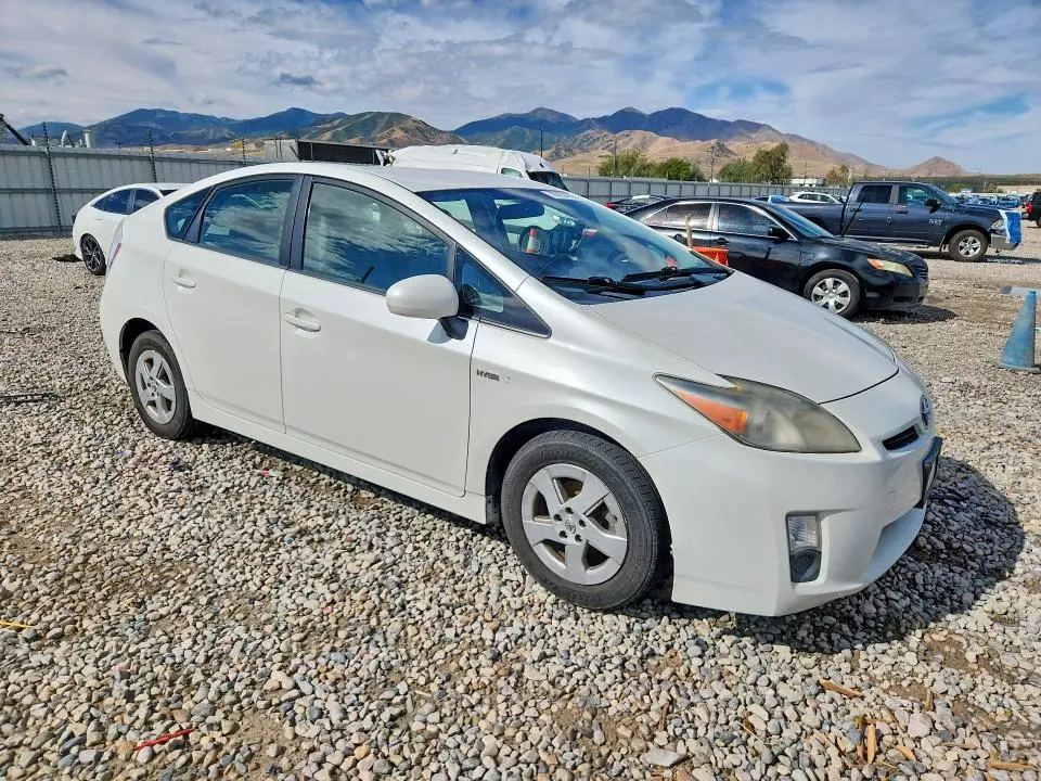 2010 TOYOTA PRIUS II  