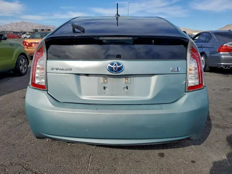 2013 TOYOTA PRIUS   
