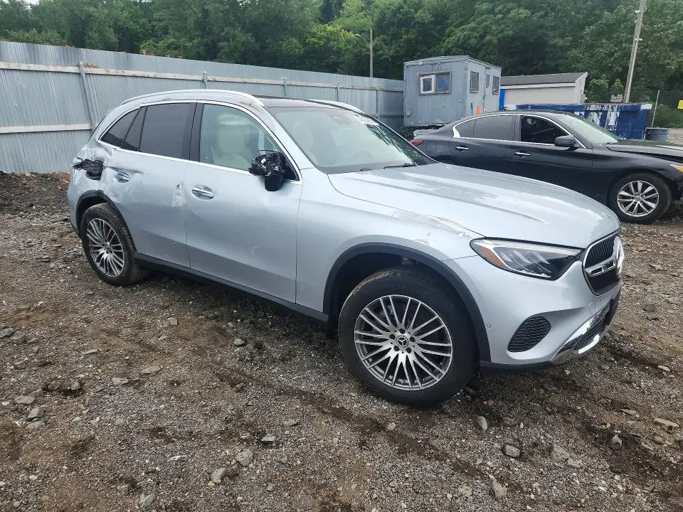 2026 MERCEDES-BENZ GLC 300 4MATIC  
