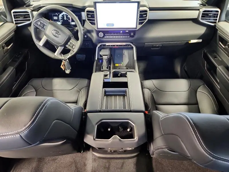 2026 TOYOTA TUNDRA CREWMAX LIMITED  