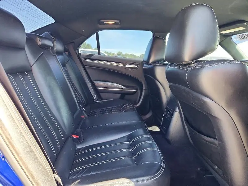 2019 CHRYSLER 300 S  