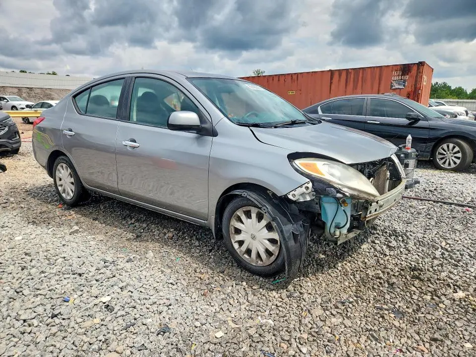 2012 NISSAN VERSA 1.6 S  