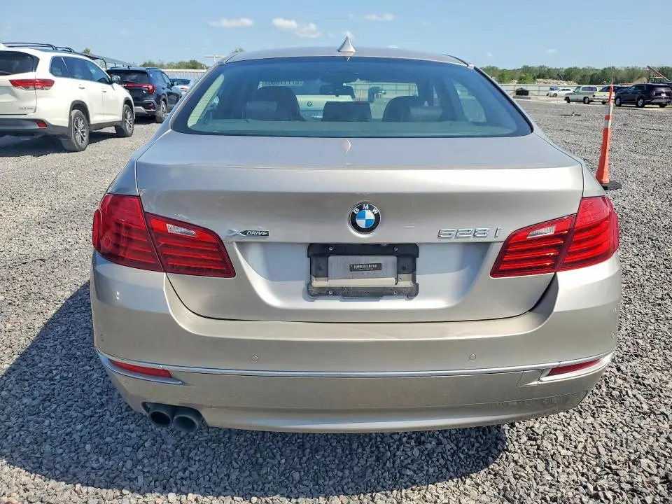 2015 BMW 528 XI  