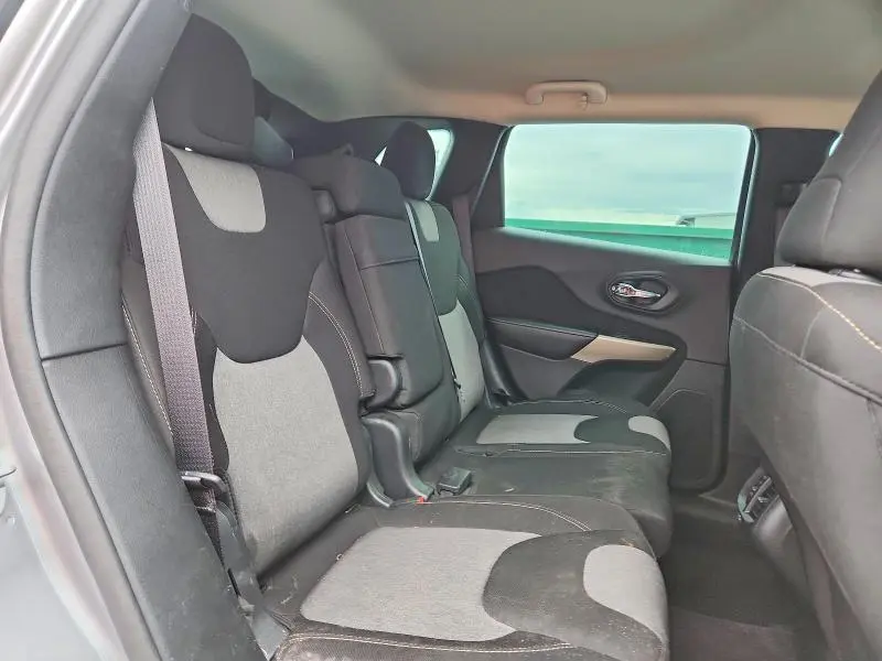 2017 JEEP CHEROKEE SPORT  