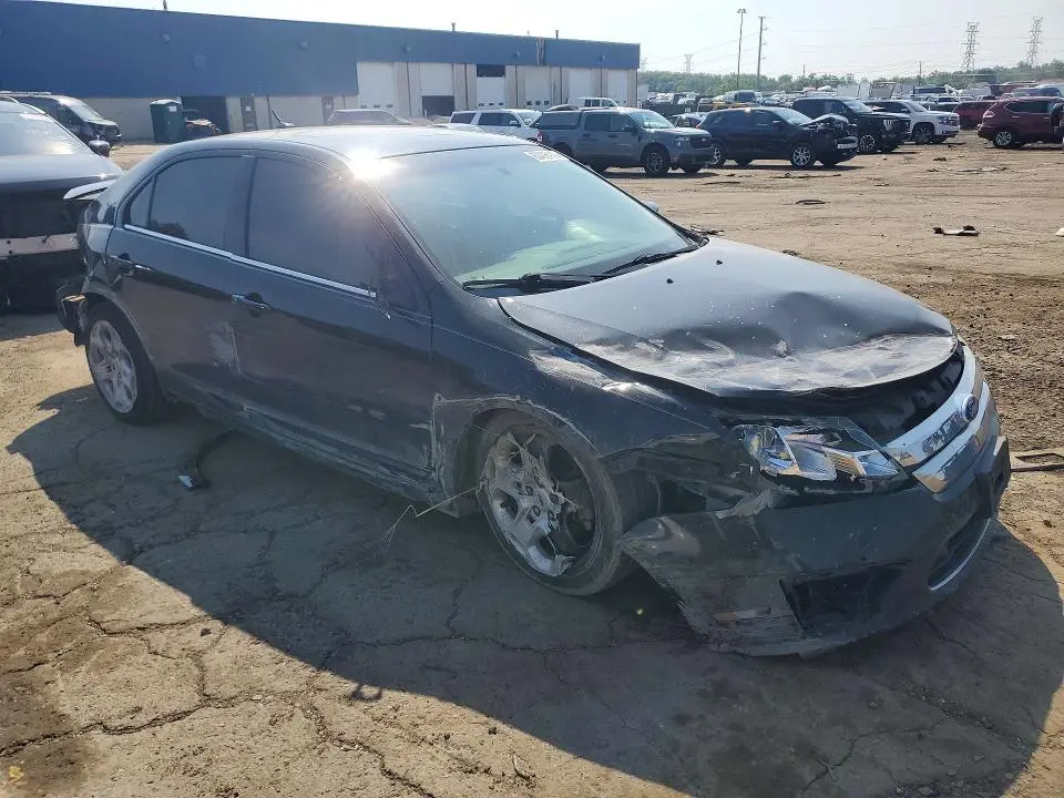 2011 FORD FUSION SE  