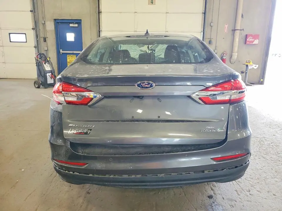 2019 FORD FUSION SE  