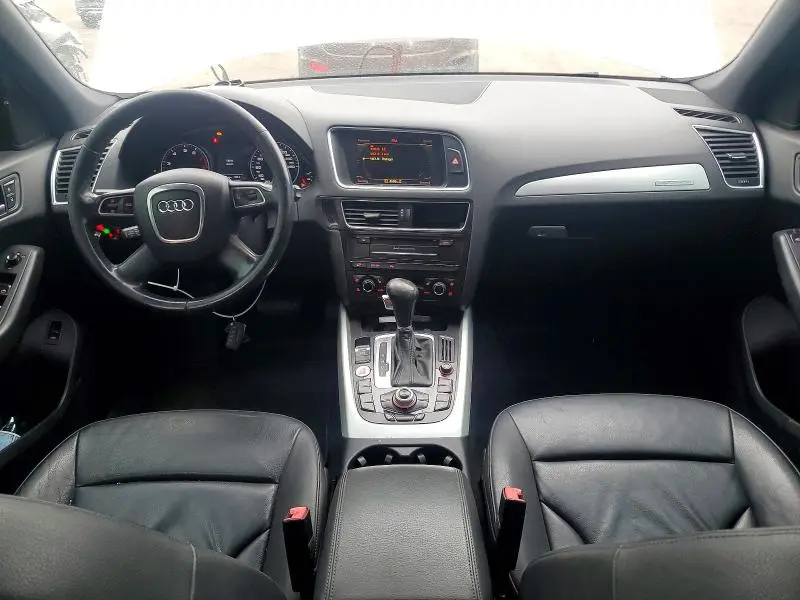 2010 AUDI Q5 PREMIUM PLUS  